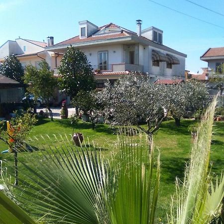 Le Magnolie B&B Roseto Degli Abruzzi Extérieur photo