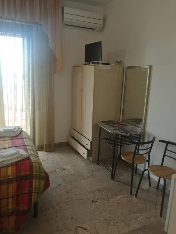 Le Magnolie B&B Roseto Degli Abruzzi Extérieur photo